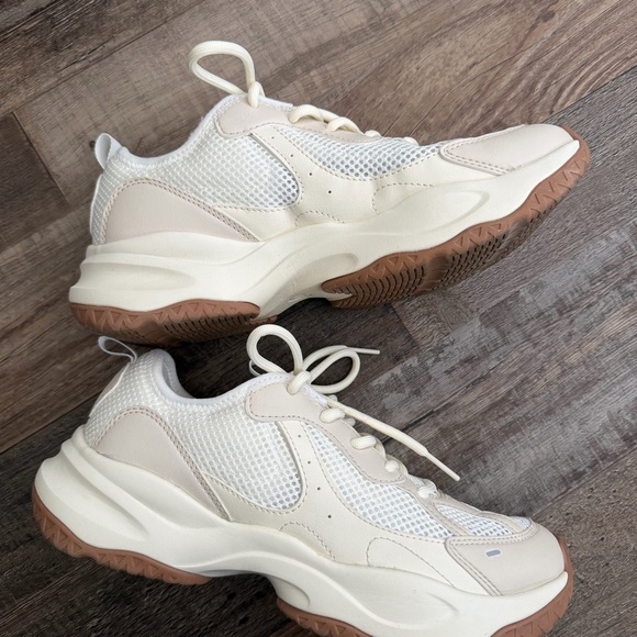 Women’s Cadence Sneakers – All In Motion™ Off-White 7.5 - Picture 8 of 12